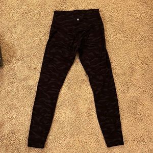 Lululemon Align leggings 28 inch. Size 6.